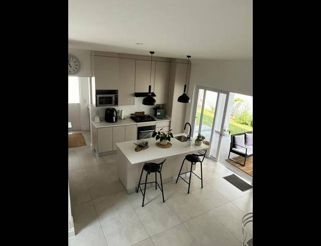 3 BEDROOM PROPERTY TO RENT IN BRYANSTON